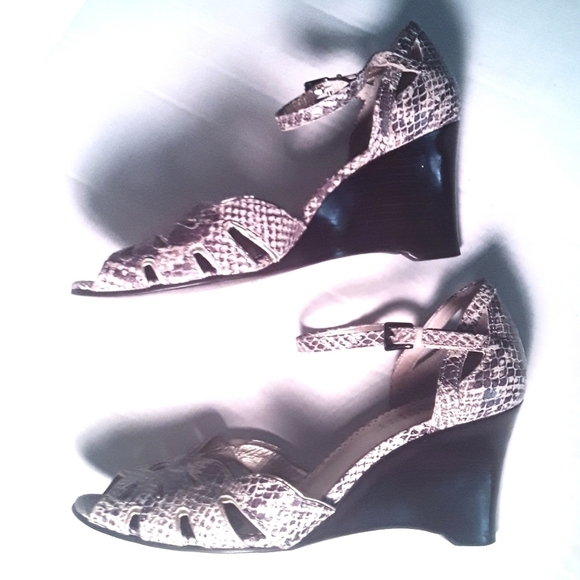 Franco Sarto Faux Snakeskin Wedged Sandals - Picture 3 of 16
